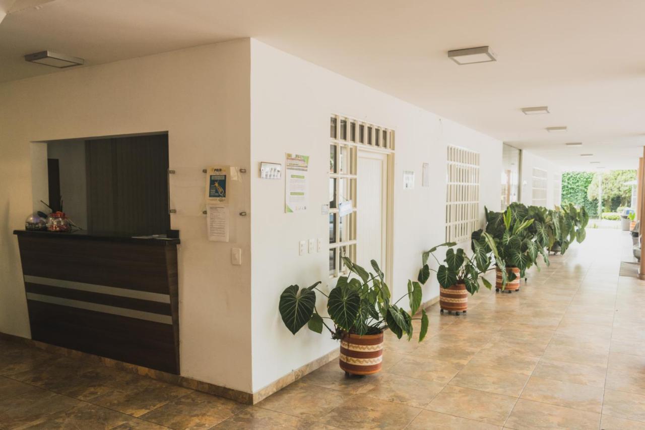 Hotel Manantial Buga Exterior photo